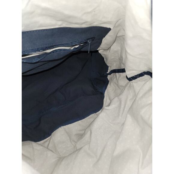 THIRTY-ONE BAGS FOLD OVER WEEKENDER BAG in NAVY DANCING DOTS "I ♡ WEEKENDS" - Picture 10 of 16